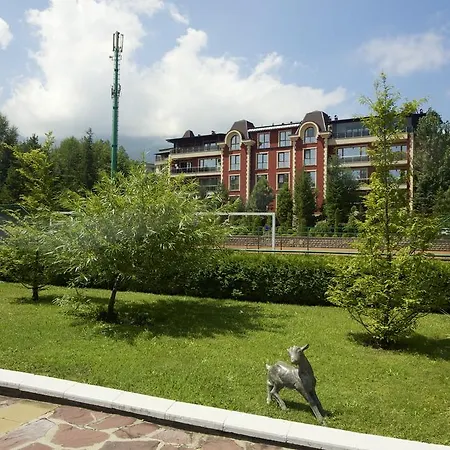 Maxi Park & 4* Sofia