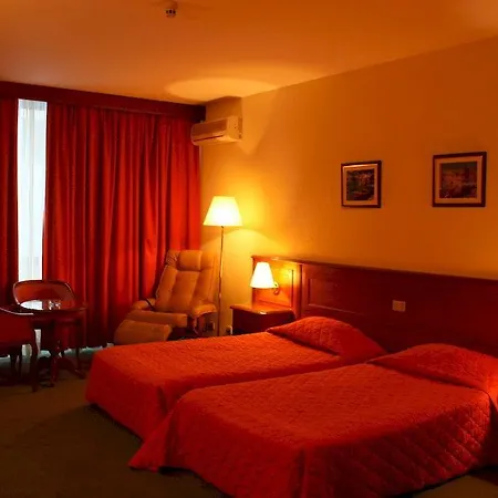 Maxi Park & Hotell 4*