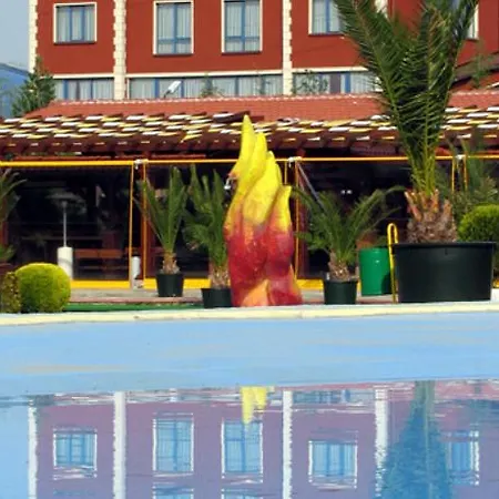 Maxi Park & Hotell 4*