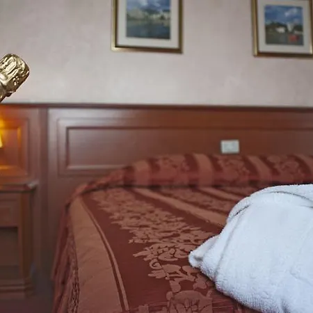 Maxi Park & Hotel 4*