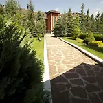 Maxi Park & Hotel 4*