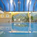 Hotel Maxi Park & 4*
