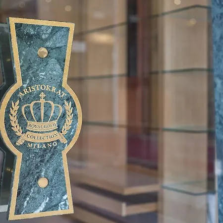 Maxi Park & מלון סופיה